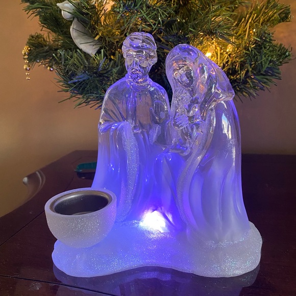Heritage Mint Northern Lights Collection Holiday Acrylic Ice Sculptures Nativity - Picture 7 of 17